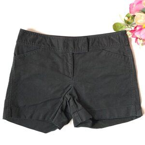 ANN TAYLOR DRESS BLACK CHINOS SHORT SIZE 4
